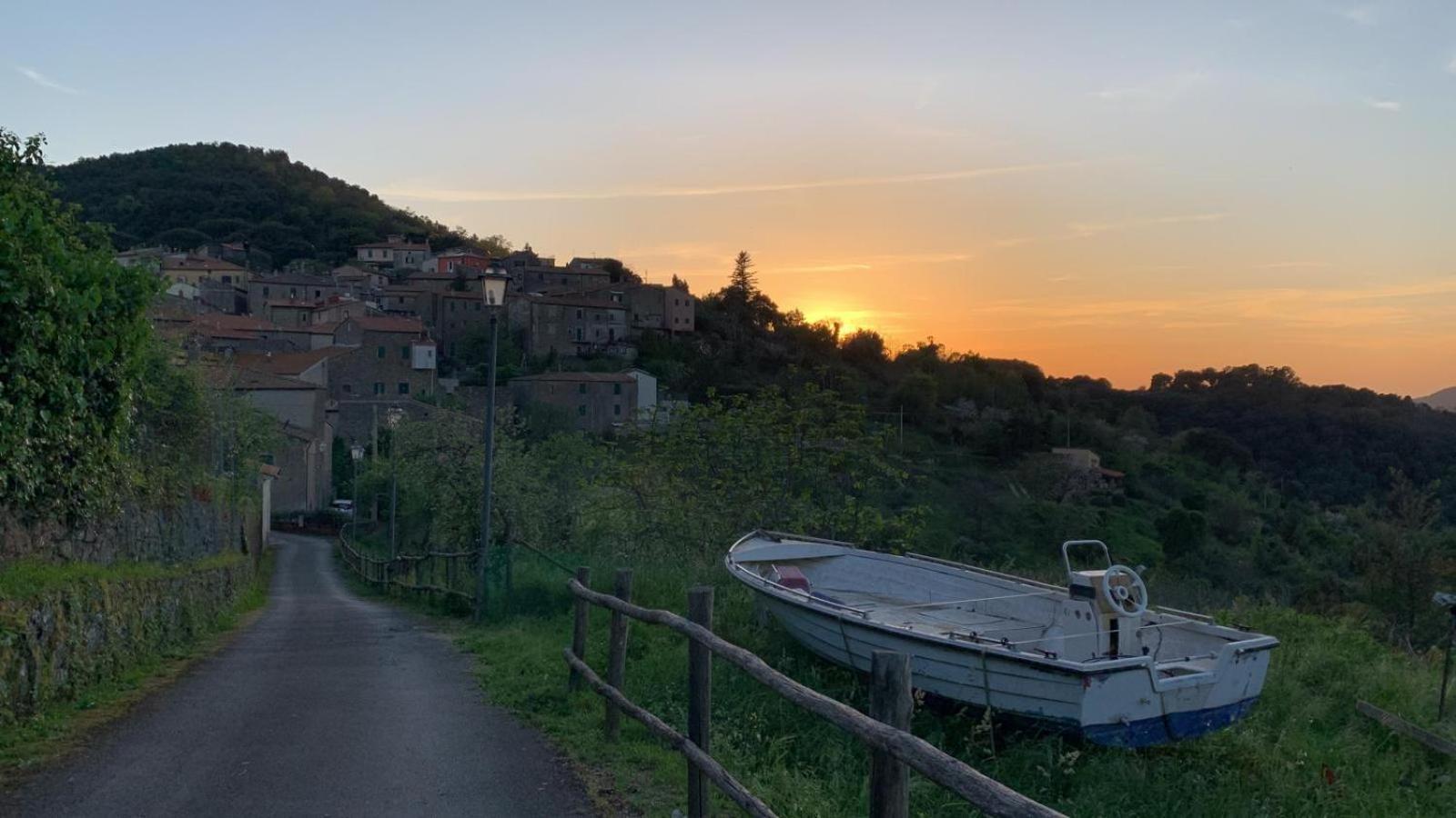 TirliLa Casa Delle Stelle公寓 外观 照片